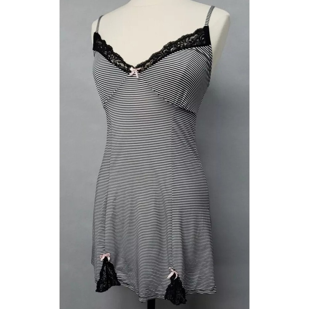 Marilyn Monroe Women M Babydoll Sleepwear Black White Striped Lace Bows